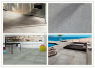 薄い灰色の石の効果の陶磁器の床タイル、磁器の床の壁のタイル10mmの厚さ