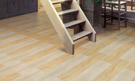 木製パターン磁器の床は、木製の一見寝室のタイル ライト ベージュ色色をタイルを張る