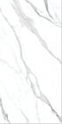 白い色の床1800x900mmの大理石の一見の磁器のタイル