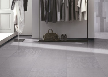 簡易性のCarpet Ceramic Tile Residential Carpet Tiles 600x600mm 300x600mm 300x300mmのサイズ