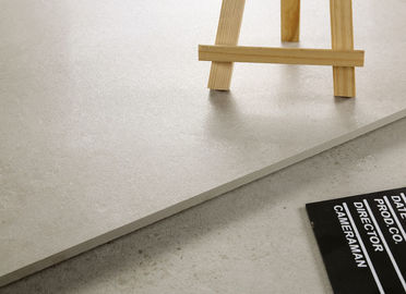 LAPATO CENICの現代磁器のタイルは30 x 60 CmのマットのグリップLappato任意セメントの一見の磁器のタイル4色の浮上する