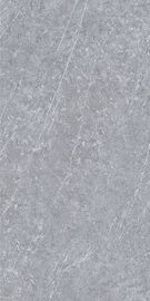 1200x 2400mmのセラミック タイルの薄い灰色のタイルの完全な磨かれた艶をかけられたタイルの反スリップの大きいサイズの産業セラミック タイル